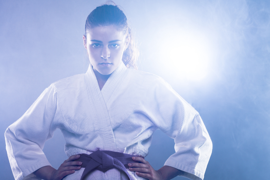 Schritt für Schritt: Entdecken Sie eine typische Karate-Stunde